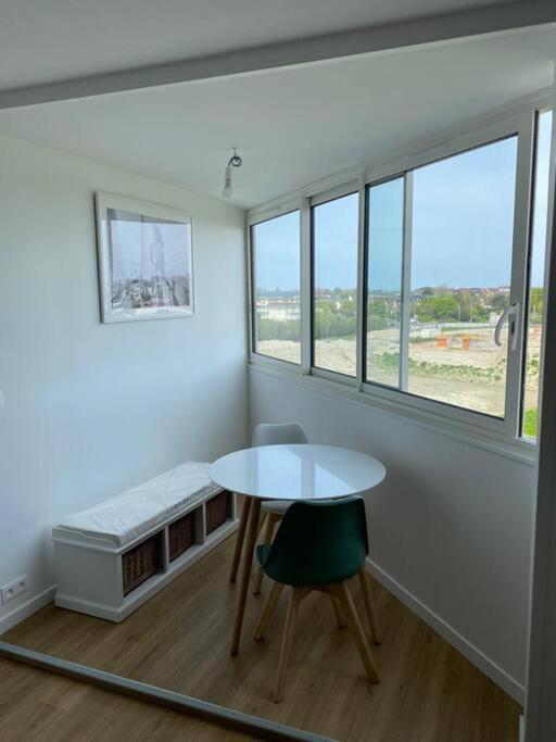 T2 Refait A Neuf Apartamento Cabourg Exterior foto